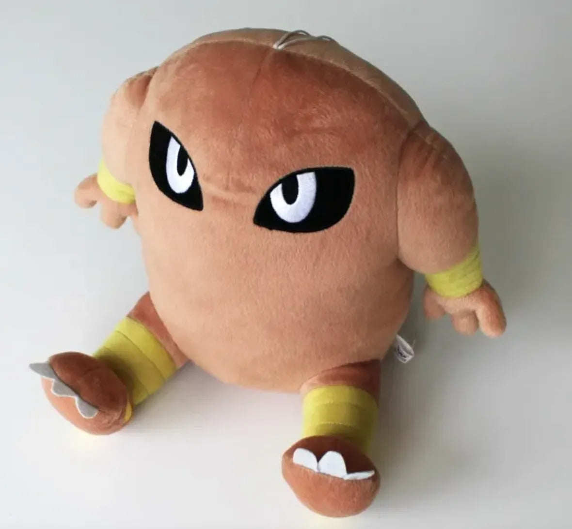 Peluche Pokémon Hitmonlee Banpresto 22 Cm Original