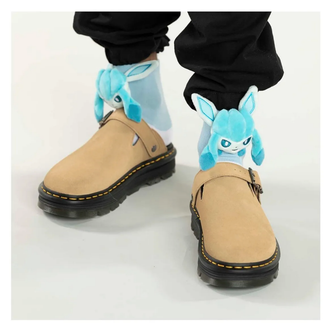 Calcetines: Pokemon Center Eevee Evoluciones - Glaceon