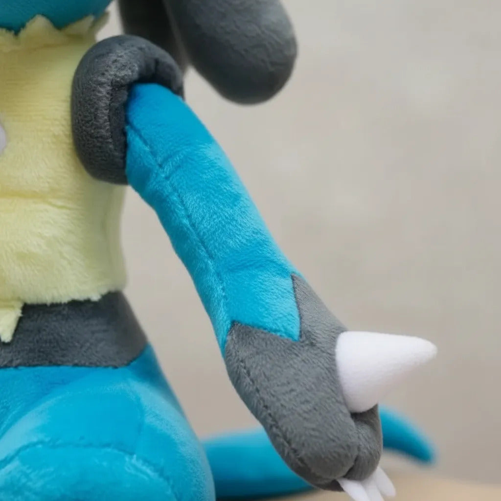 Peluche Banpresto Pokémon Lucario 30 Cm